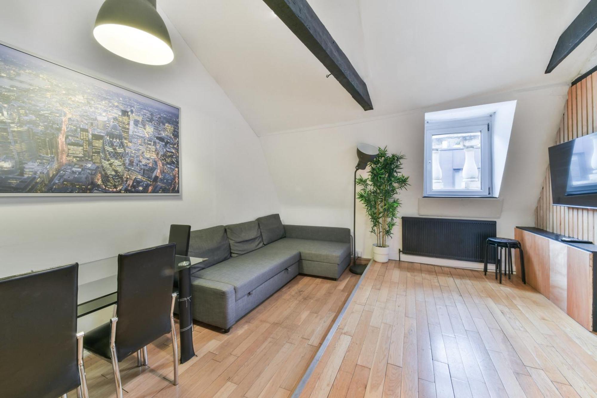Hatton Gardens - 2 Bedroom Family Londra