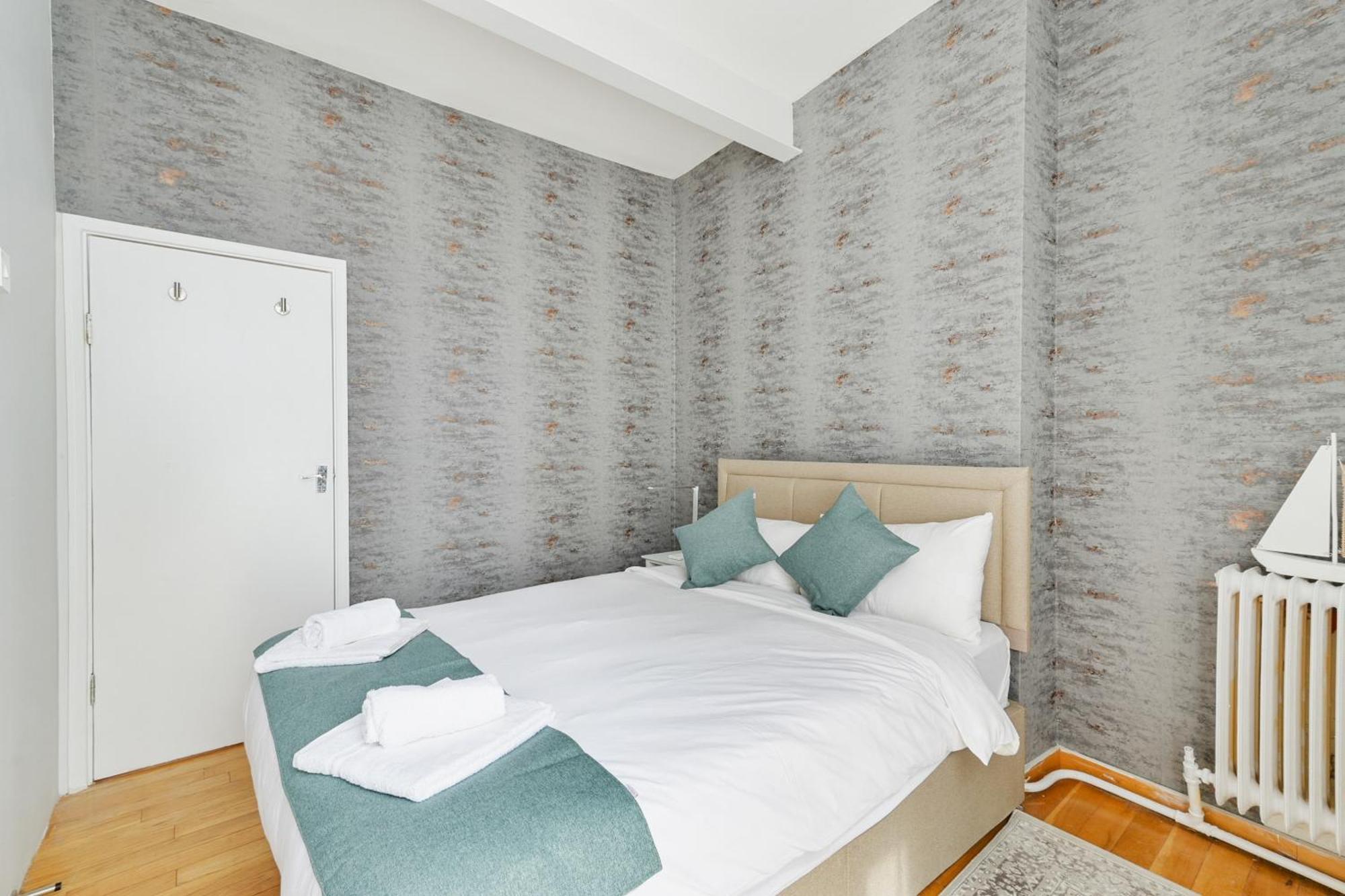 Hatton Gardens - 2 Bedroom Family Londra