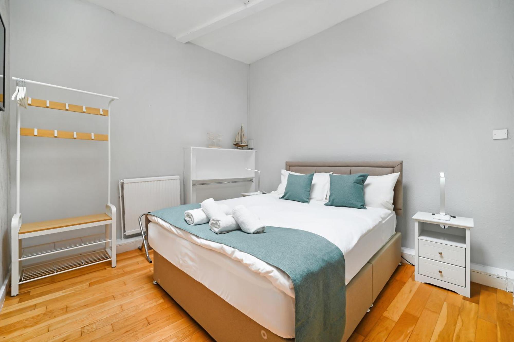 Hatton Gardens - 2 Bedroom Family *