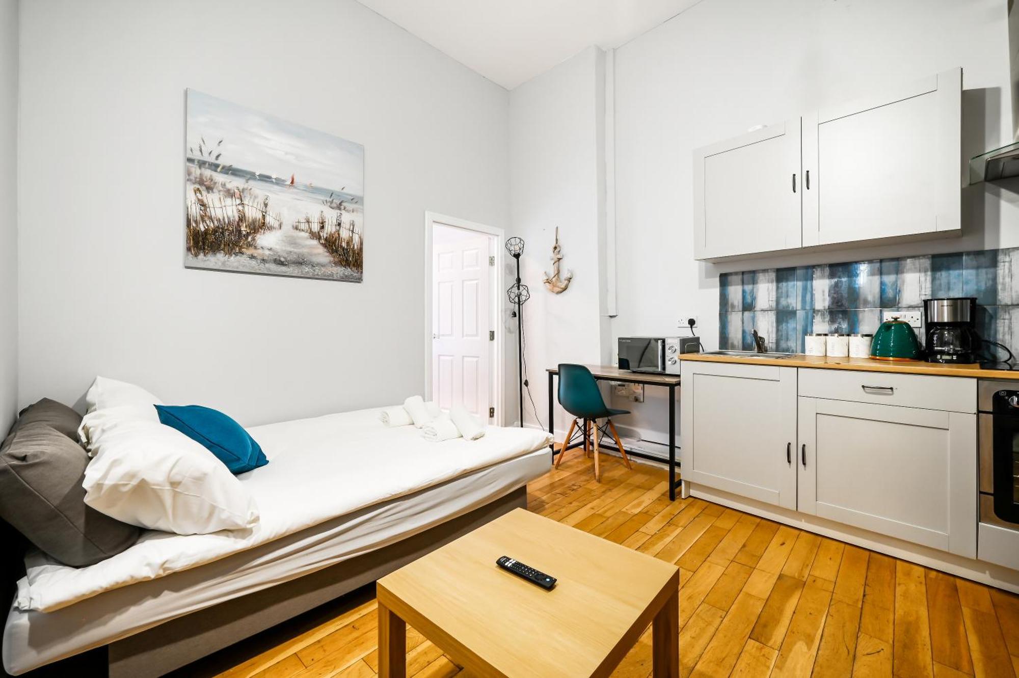 Hatton Gardens - 2 Bedroom Family Appartamento